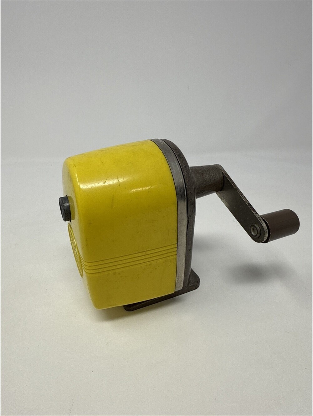 Vintage Berol APSCO Midget Pencil Sharpener Yellow Desk/Wall Mount Single Cutter